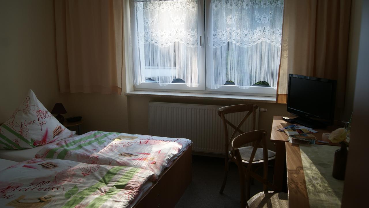 Hotel Carolaruh Bad Elster Zewnętrze zdjęcie